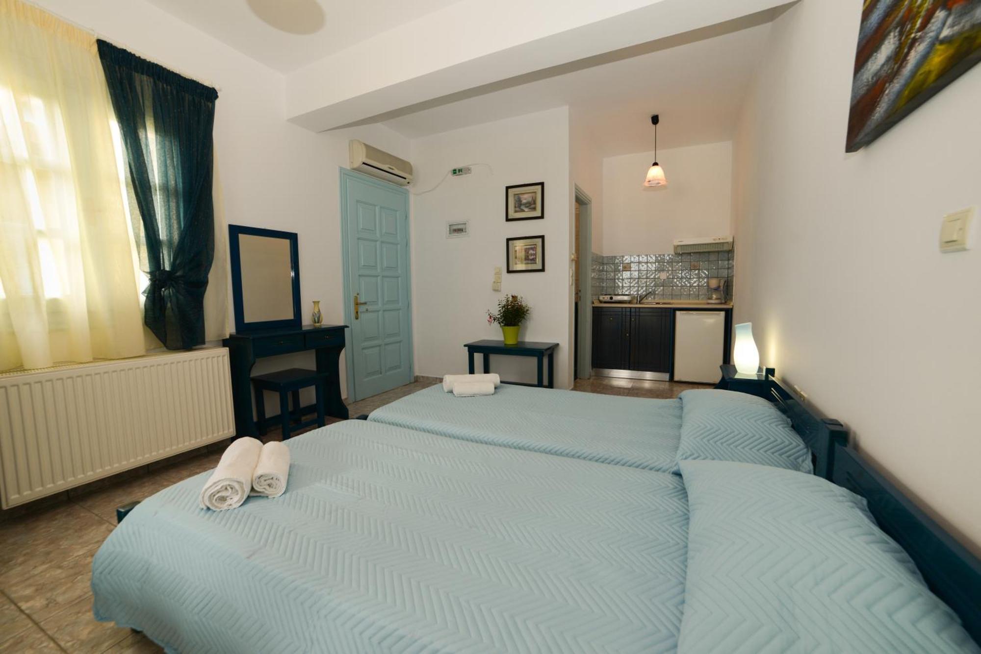 Hotel Dina - Ξενοδοχείο Ντινα Plati  Bilik gambar