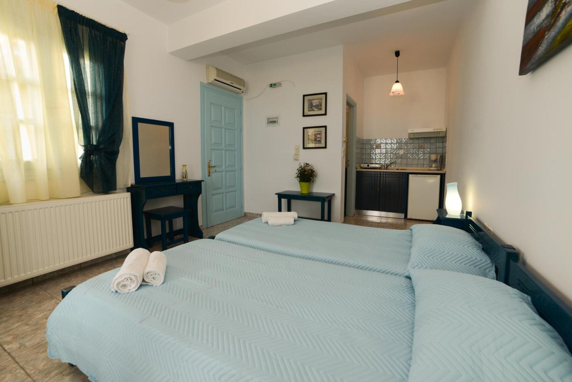 Hotel Dina - Ξενοδοχείο Ντινα Plati  Bilik gambar
